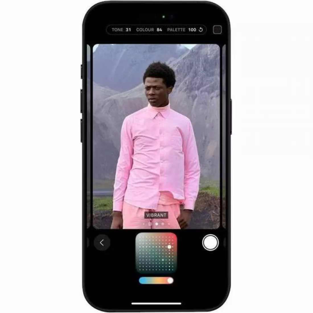 iPhone 16 Pro A3293 256GB 5G 16cm 6.3" OLED 2622 x 1206 8GB RAM Titanio negro 